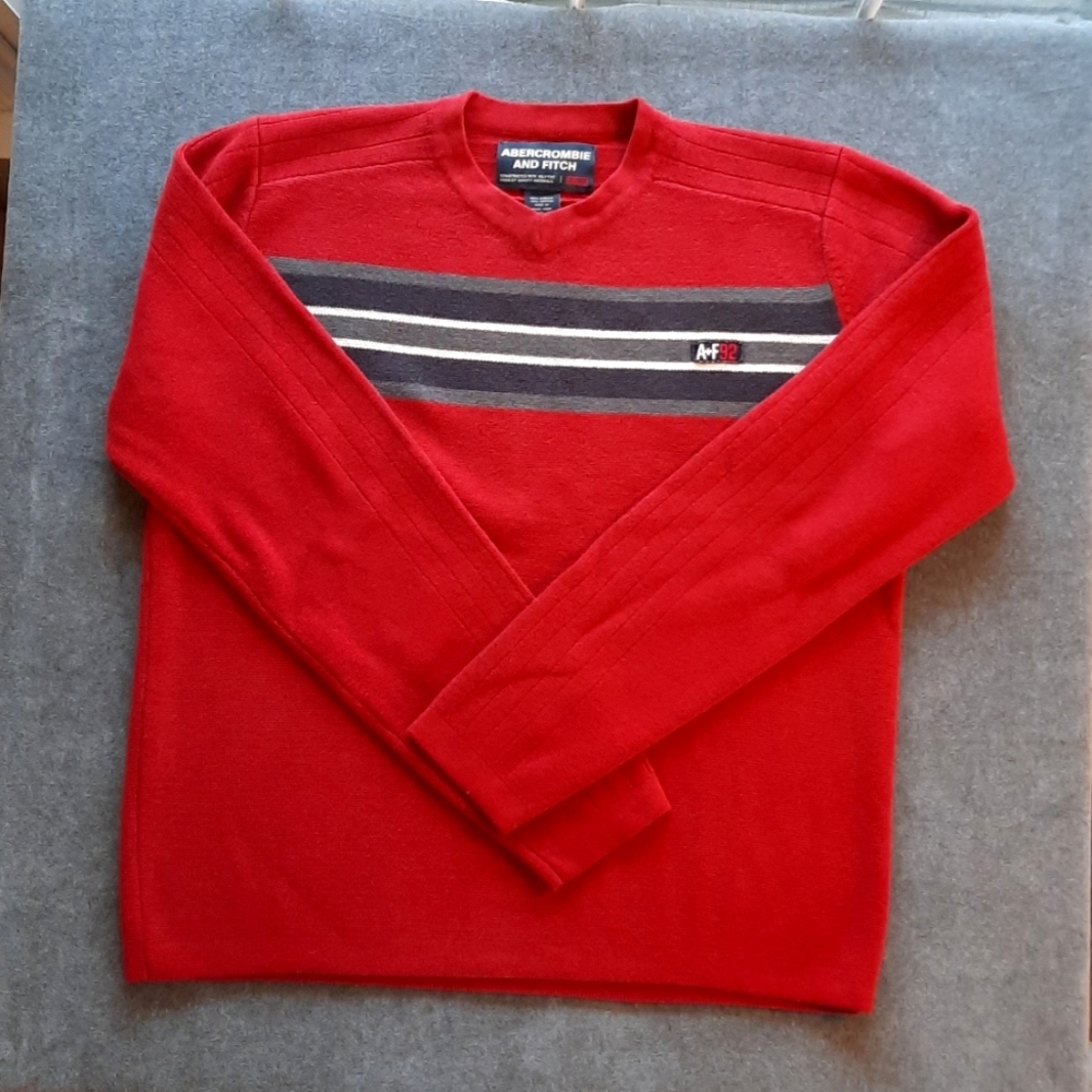 Abercrombie & Fitch Youth/Men’s V Neck w stripe AF Tomato Red w/cotton Sweater S